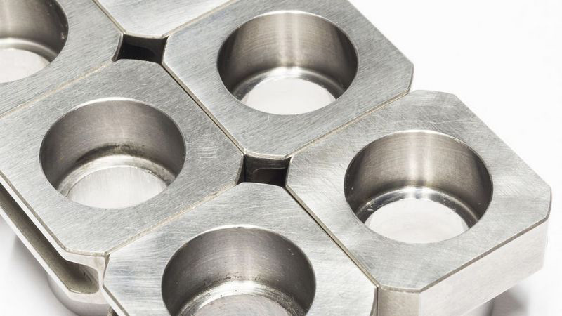 丹陽消泡劑-江蘇丹陽姜小姐粉末冶金消泡劑使用和應用案例