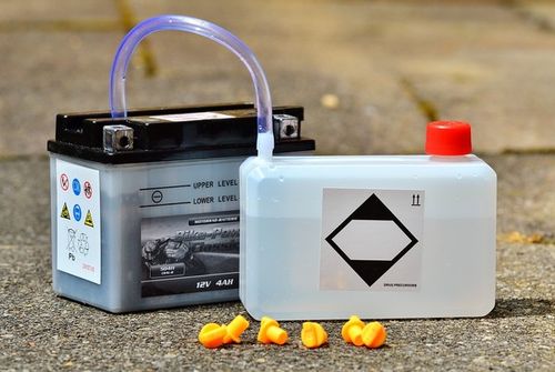 渭南消泡劑-陜西渭南關先生電瓶液消泡劑使用和應用案例