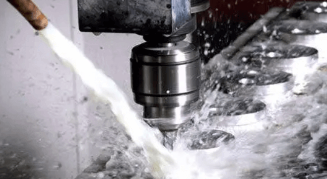 切削液消泡劑應(yīng)用場景圖